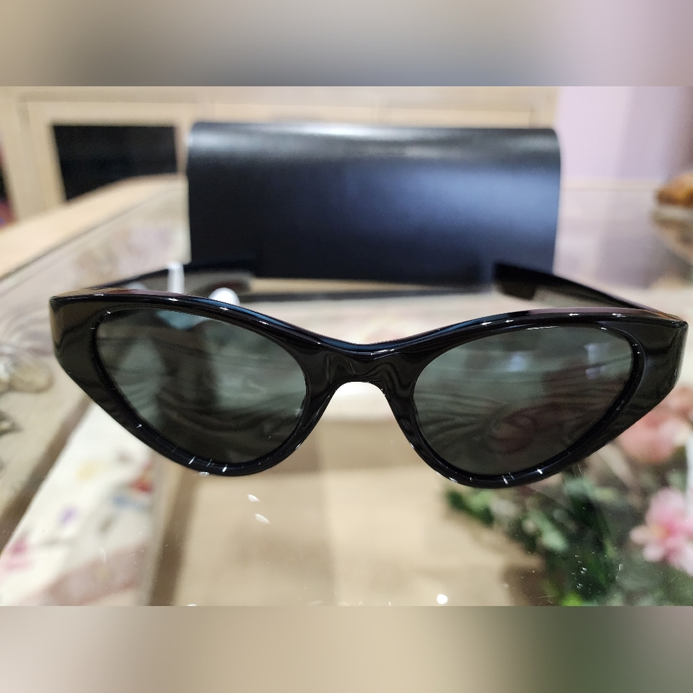 YSL SL M144 001 - AS SEEN ON ISABELA MERCED  NWT - Picture 2 of 8
